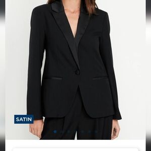 Satin lapel tuxedo blazer